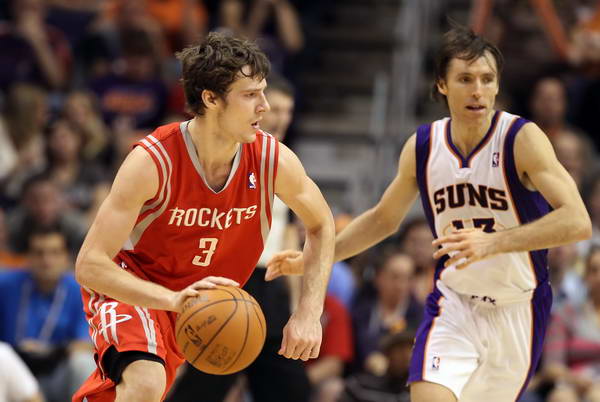 斯通斯担任 斯通斯担任