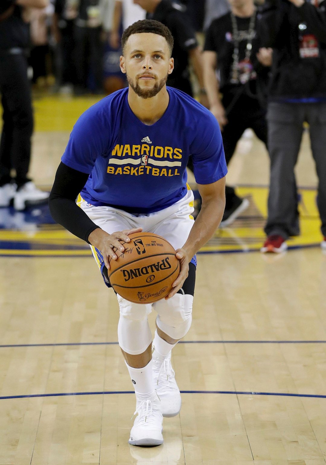 一脚传球 一脚传球